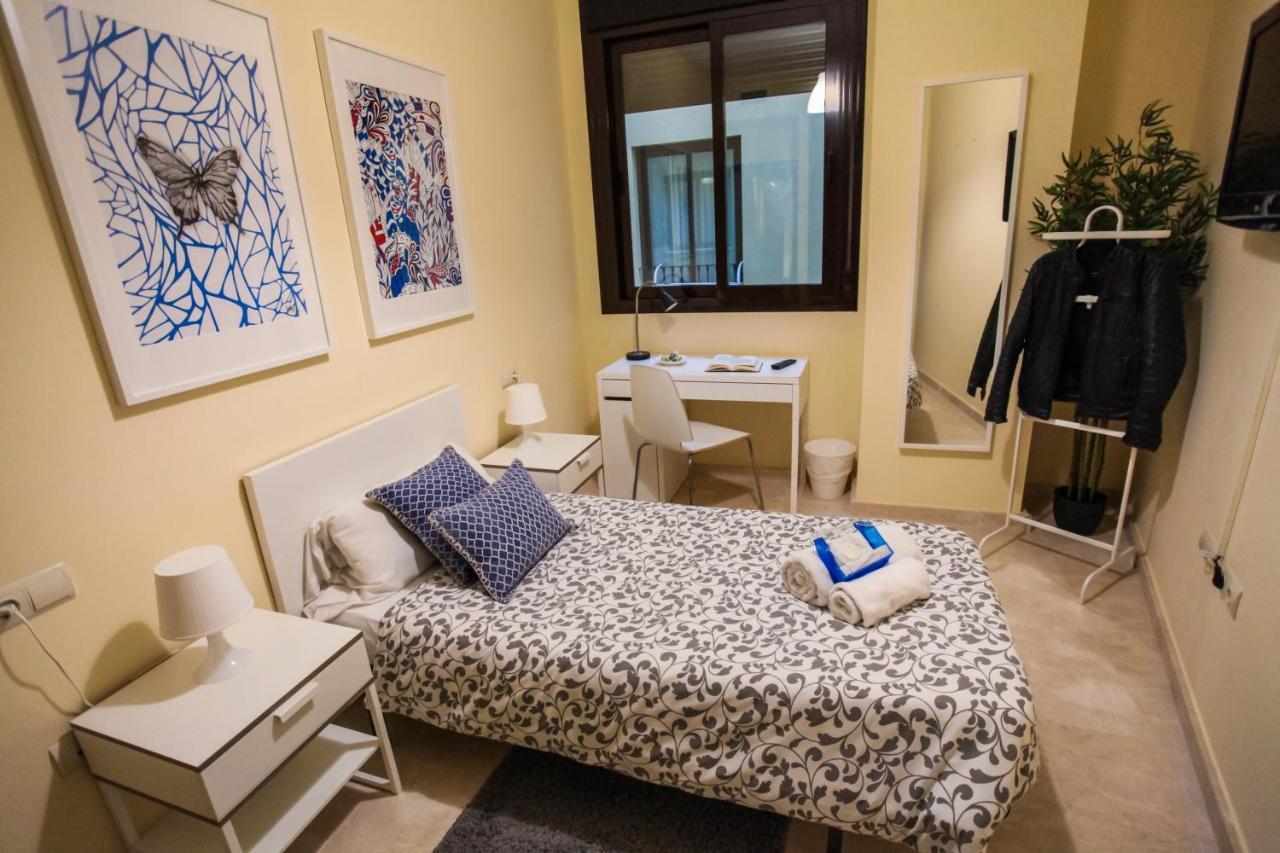 Carreteria Center Apartments Malaga Bagian luar foto