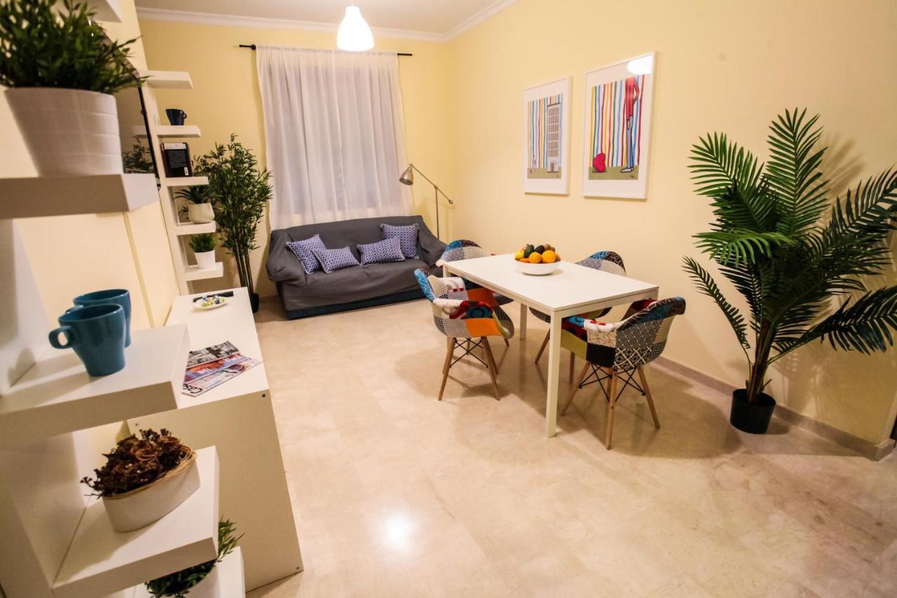 Carreteria Center Apartments Malaga Bagian luar foto