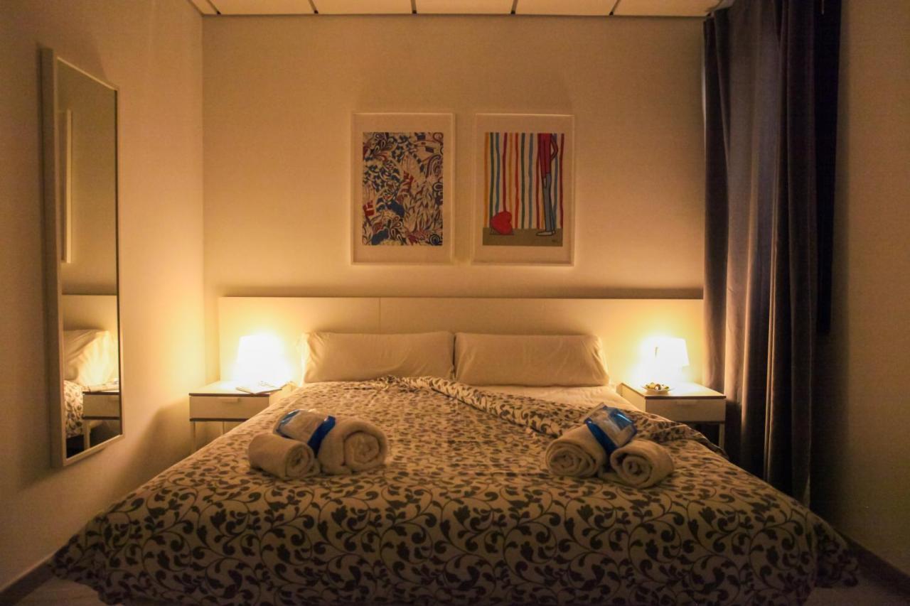 Carreteria Center Apartments Malaga Bagian luar foto