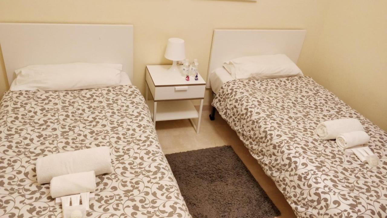 Carreteria Center Apartments Malaga Bagian luar foto